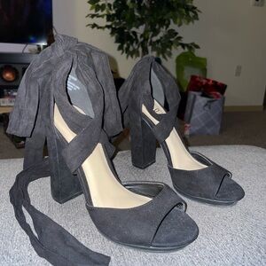 Lulu Black Suede Women's Heels